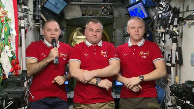 Поздравление с 270-летием МГУ с борта МКС